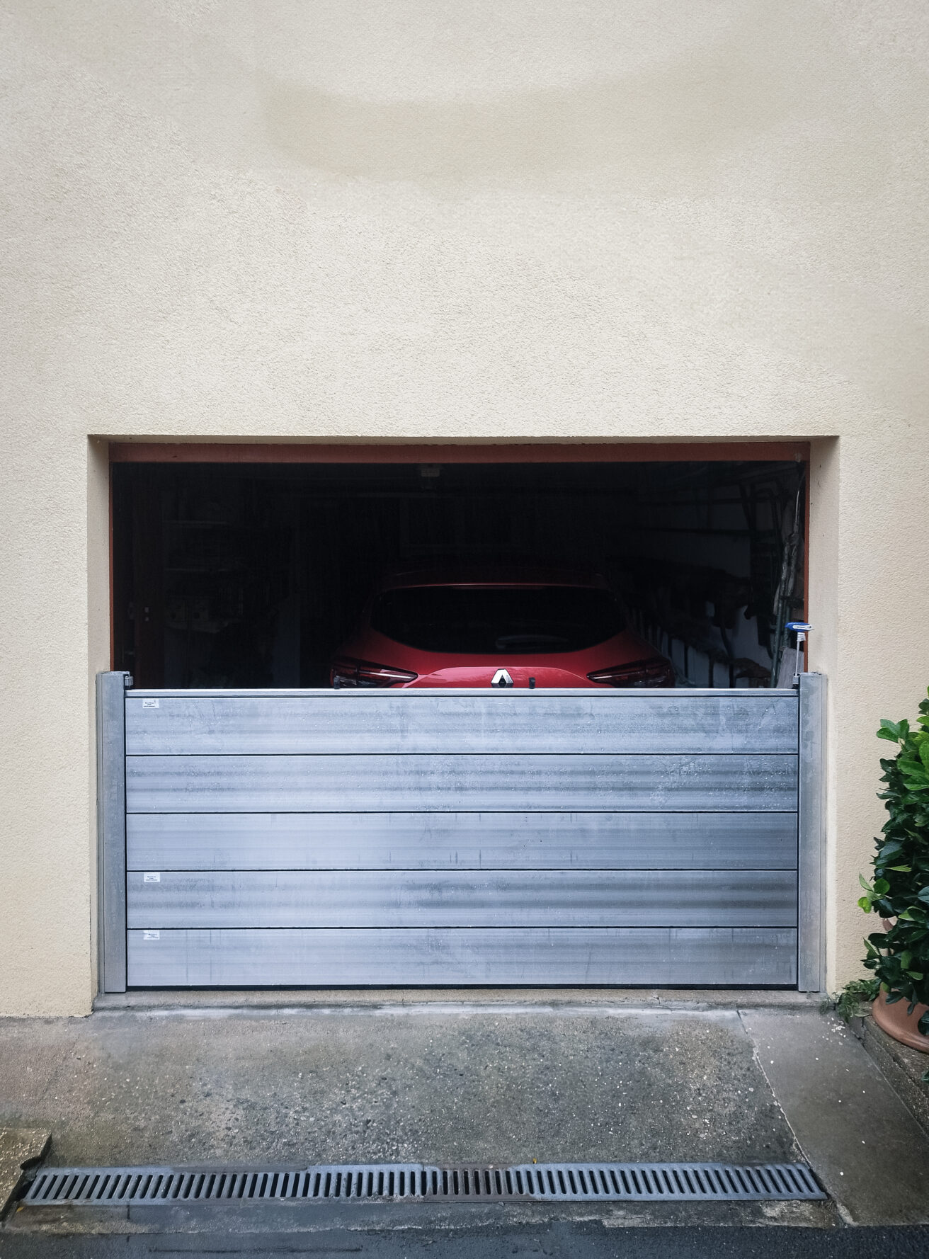 Barrière amovible anti inondation garage