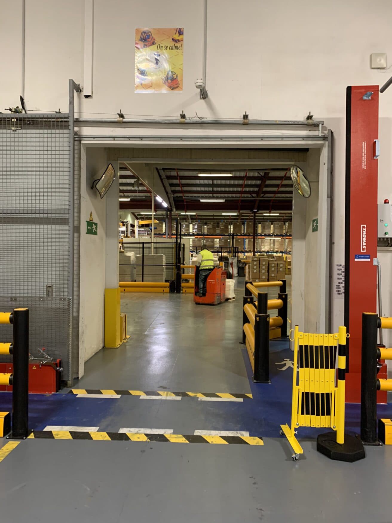 Entreprise UPSA équipée de barrières de rétention des eaux d'incendies