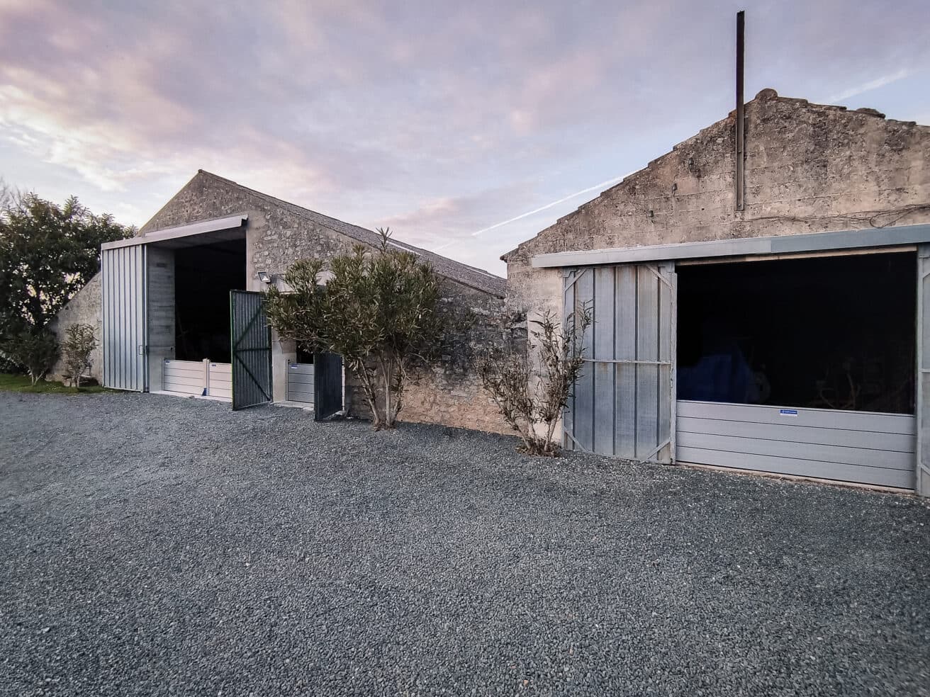 Garages protégés du risque inondation par les batardeaux à glissière Interalliance